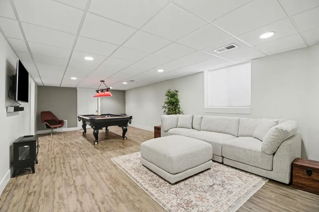 4355 Astoria Avenue SE Kentwood City MI 49512