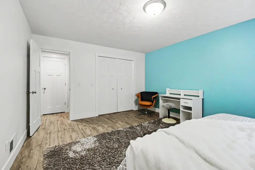 4355 Astoria Avenue SE Kentwood City MI 49512