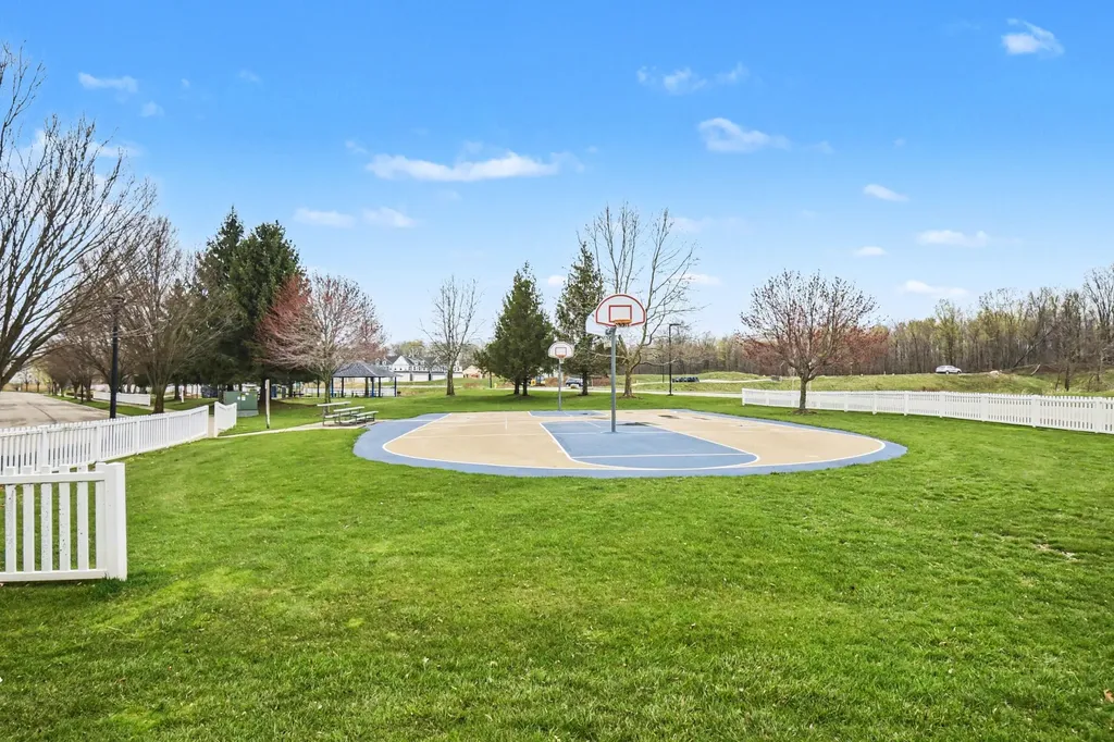 4355 Astoria Avenue SE Kentwood City MI 49512
