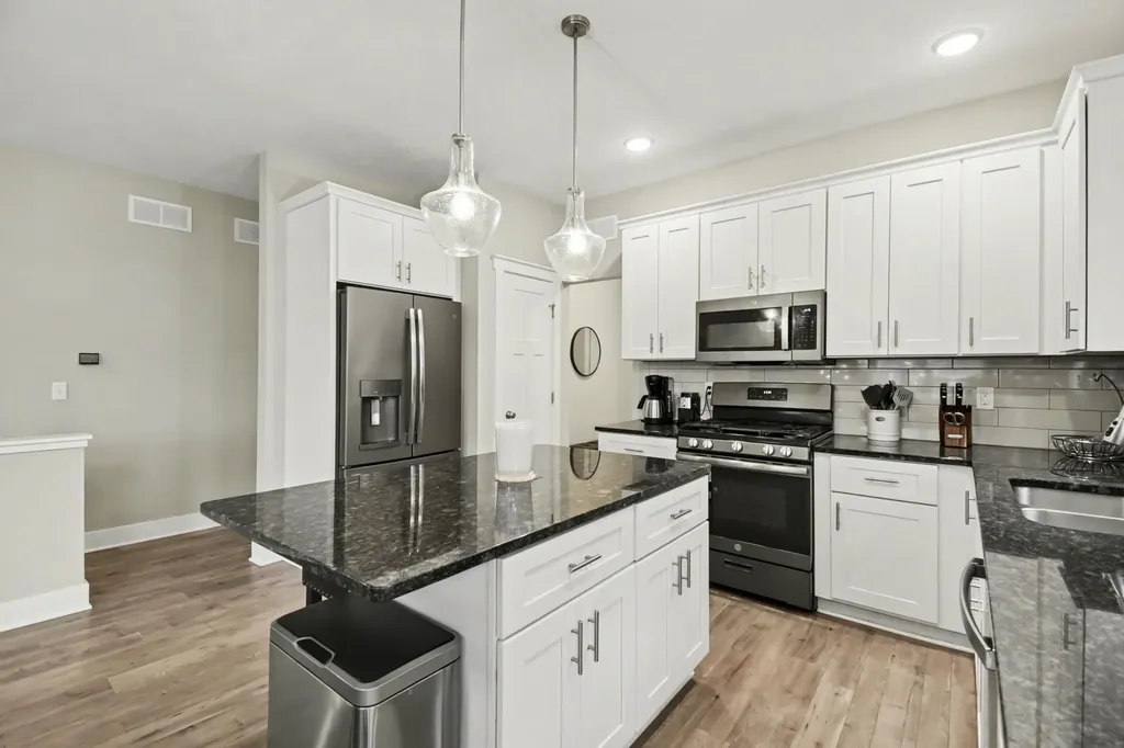 4355 Astoria Avenue SE Kentwood City MI 49512