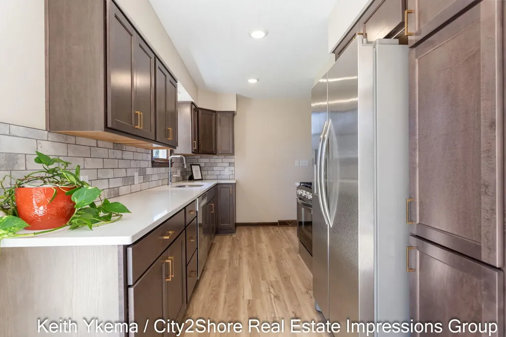 1830 N Roberts Road Muskegon Charter Township MI 49445