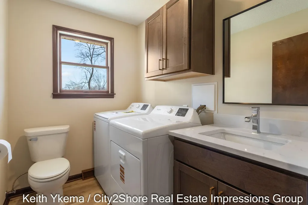 1830 N Roberts Road Muskegon Charter Township MI 49445