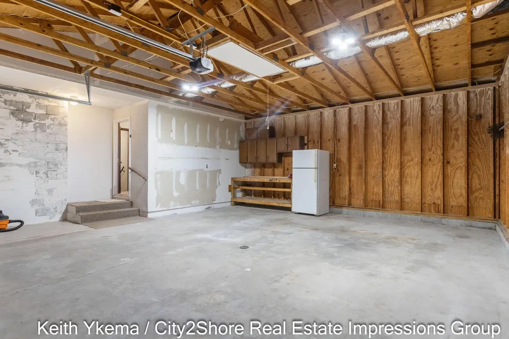 1830 N Roberts Road Muskegon Charter Township MI 49445