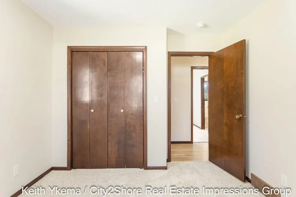 1830 N Roberts Road Muskegon Charter Township MI 49445