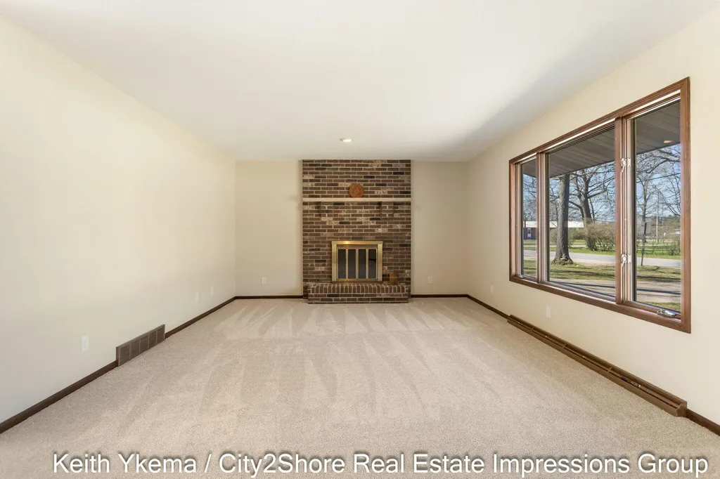 1830 N Roberts Road Muskegon Charter Township MI 49445