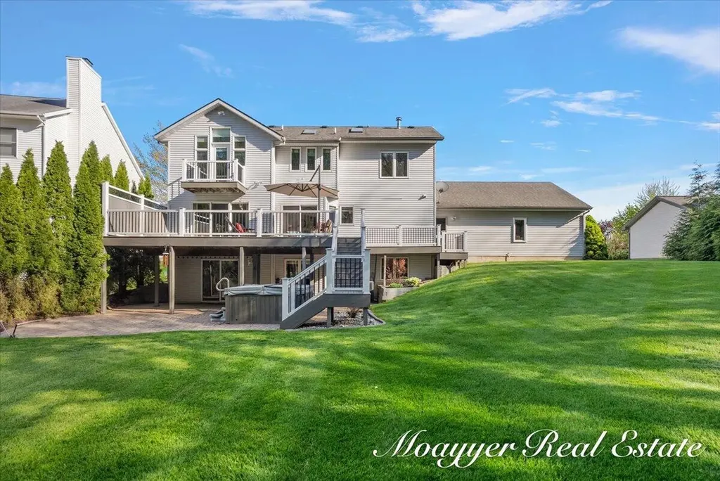 7321 Cuesta Way NE Cannon Township MI 49341