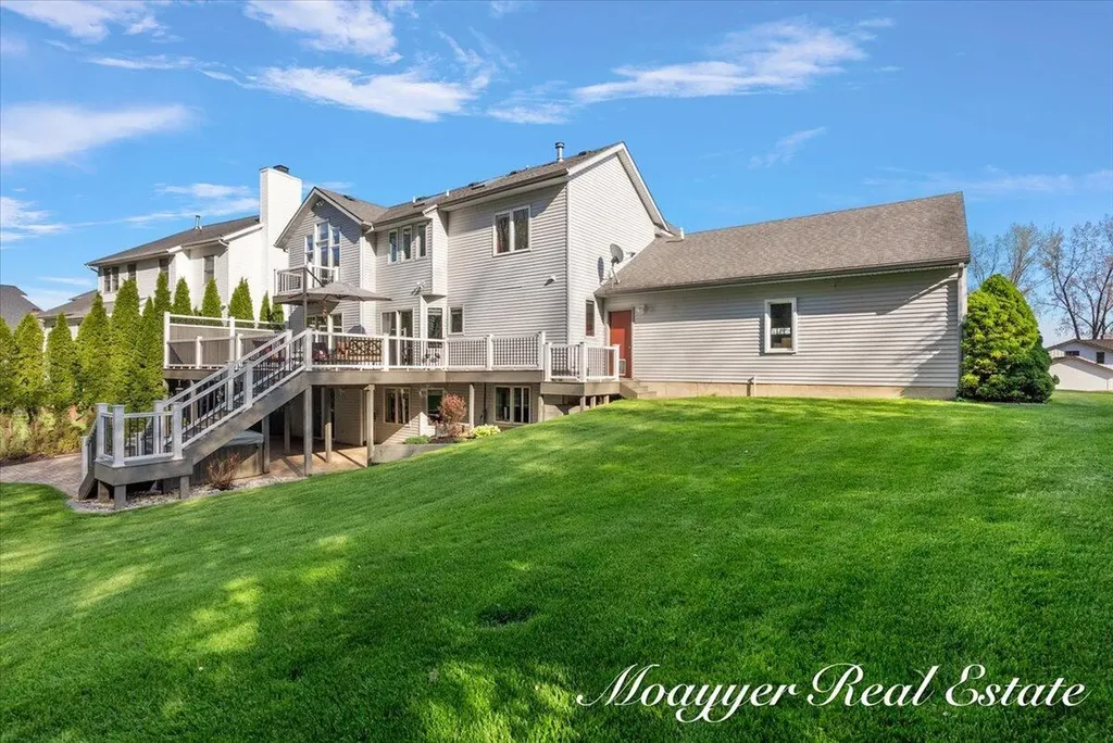 7321 Cuesta Way NE Cannon Township MI 49341