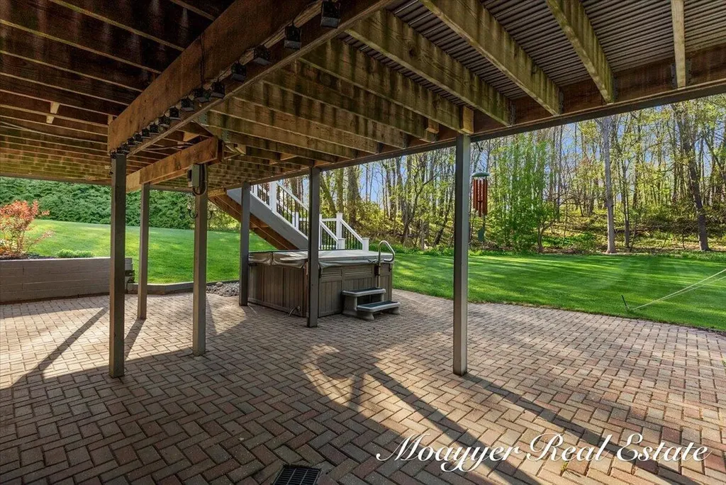 7321 Cuesta Way NE Cannon Township MI 49341