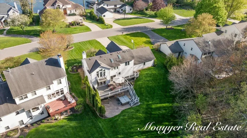 7321 Cuesta Way NE Cannon Township MI 49341