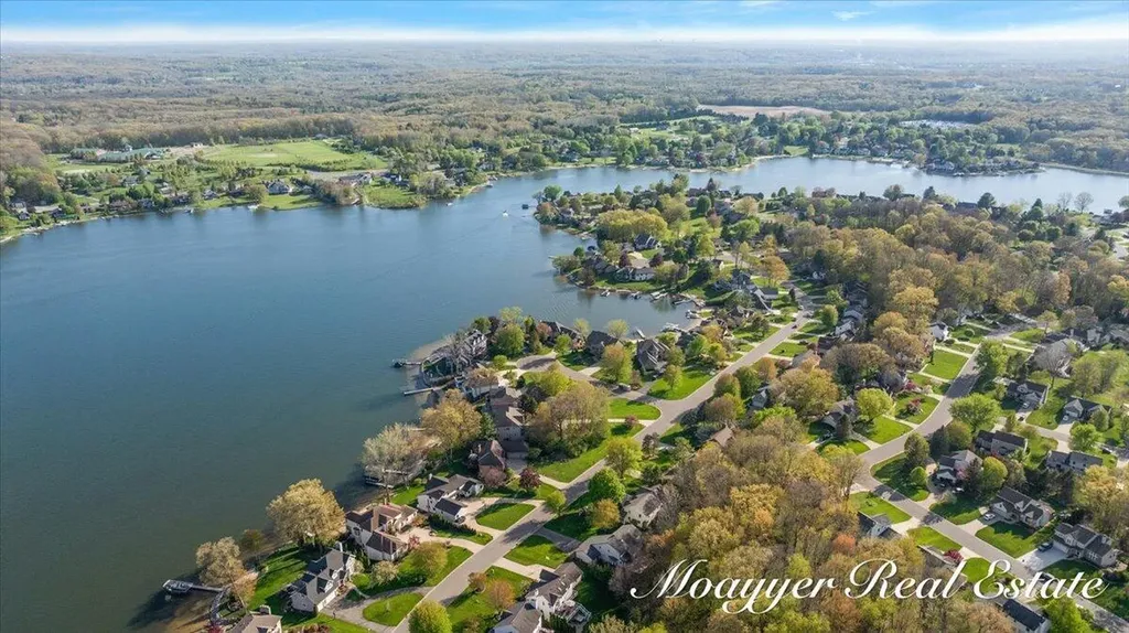 7321 Cuesta Way NE Cannon Township MI 49341