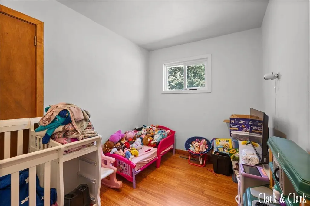 146 S Carleton Drive Pennfield Charter Township MI 49017