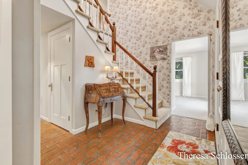 3704 Piute Drive SW Grandville City MI 49418