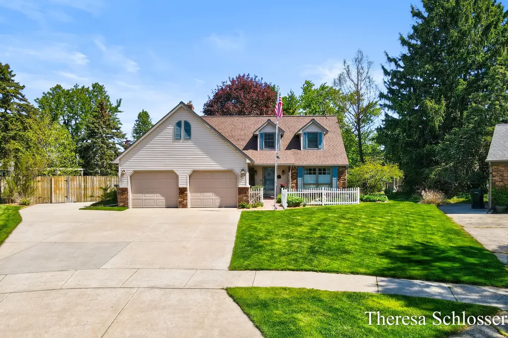 3704 Piute Drive SW Grandville City MI 49418