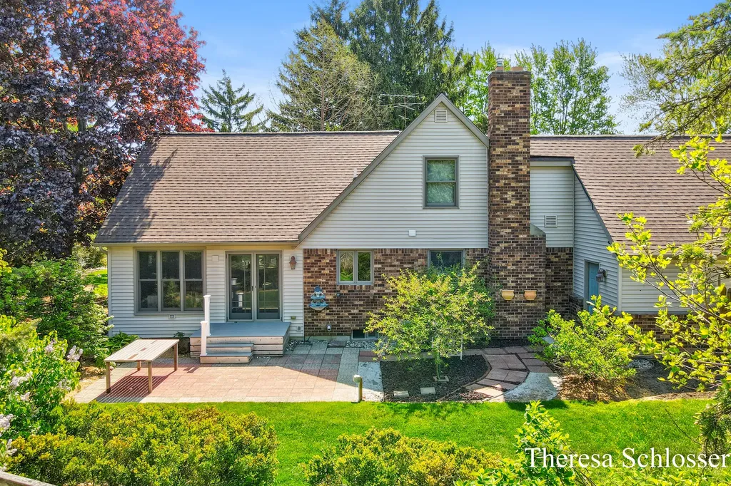 3704 Piute Drive SW Grandville City MI 49418