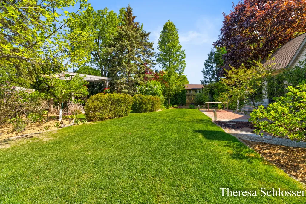 3704 Piute Drive SW Grandville City MI 49418