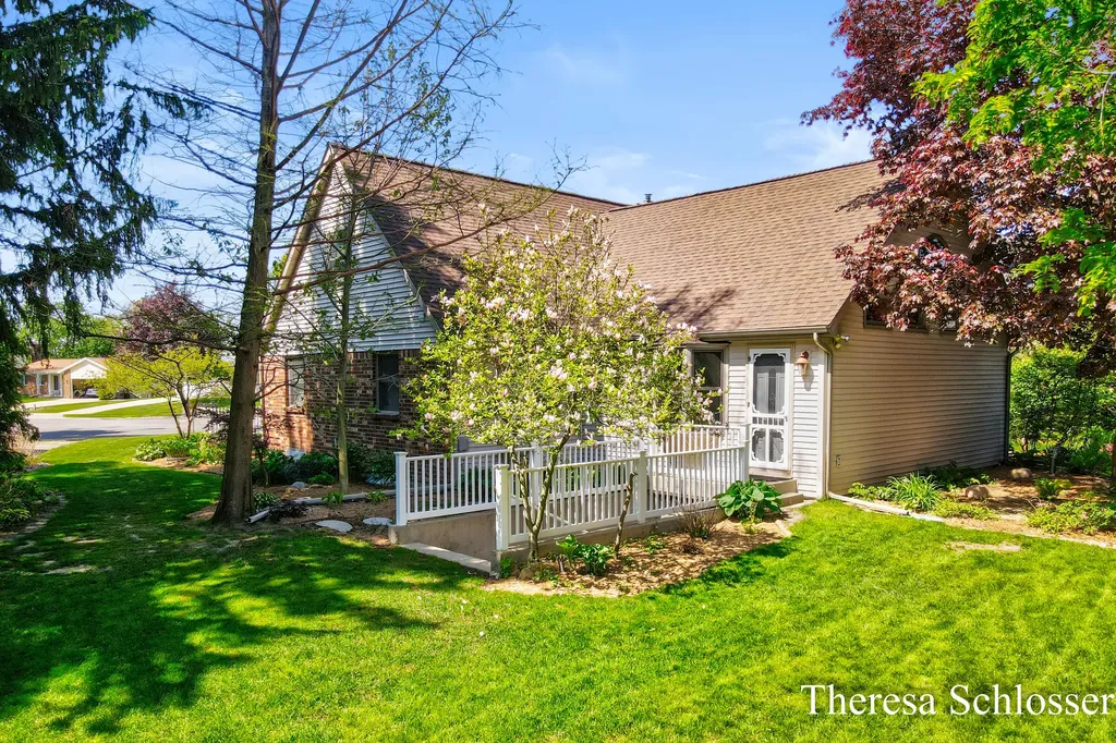 3704 Piute Drive SW Grandville City MI 49418