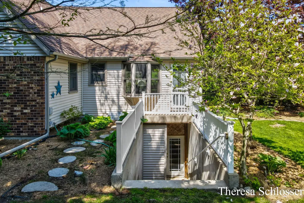 3704 Piute Drive SW Grandville City MI 49418