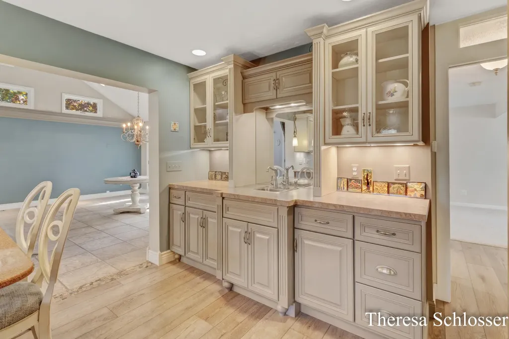3704 Piute Drive SW Grandville City MI 49418