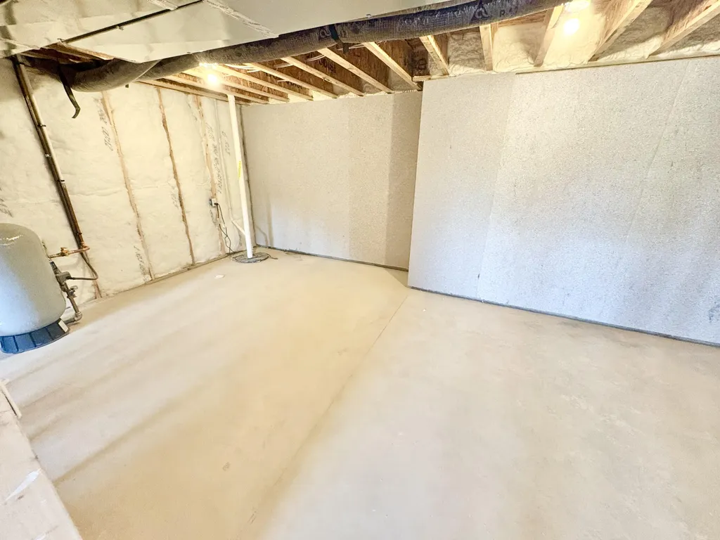 7106 Kettle Dale Avenue SE Caledonia Township MI 49302