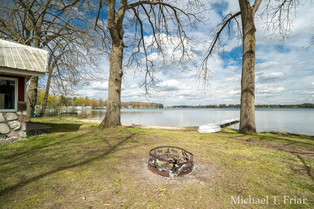 3668 Sunny Drive Orient Township MI 49679
