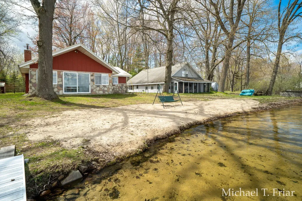 3668 Sunny Drive Orient Township MI 49679