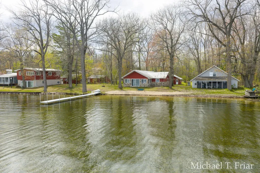 3668 Sunny Drive Orient Township MI 49679