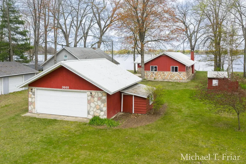 3668 Sunny Drive Orient Township MI 49679