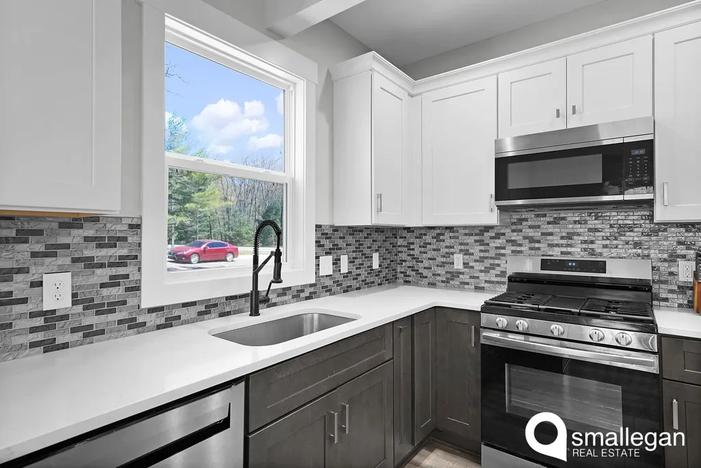 627 S Walker Road Muskegon Charter Township MI 49442