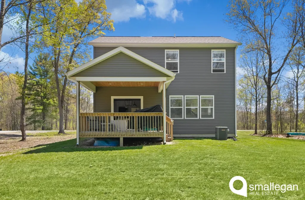 627 S Walker Road Muskegon Charter Township MI 49442