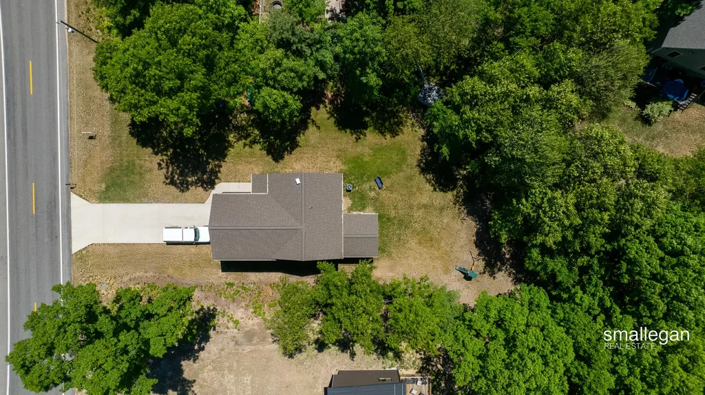 627 S Walker Road Muskegon Charter Township MI 49442