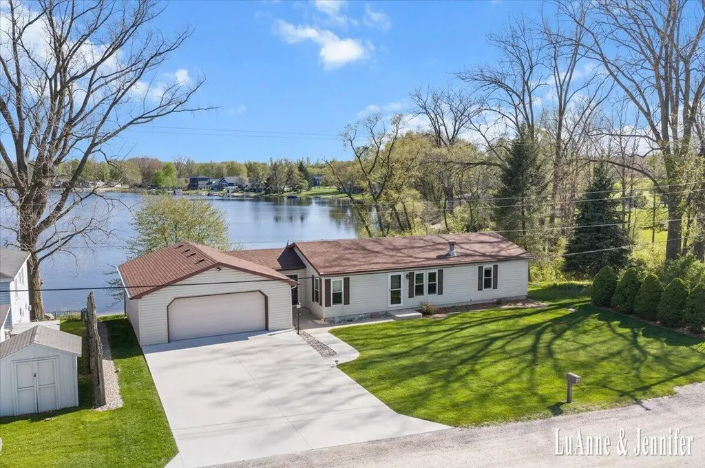 10260 Swem Street NE Oakfield Township MI 49341
