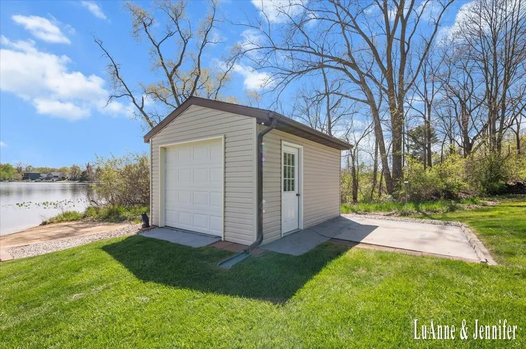 10260 Swem Street NE Oakfield Township MI 49341