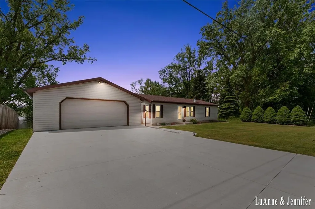 10260 Swem Street NE Oakfield Township MI 49341