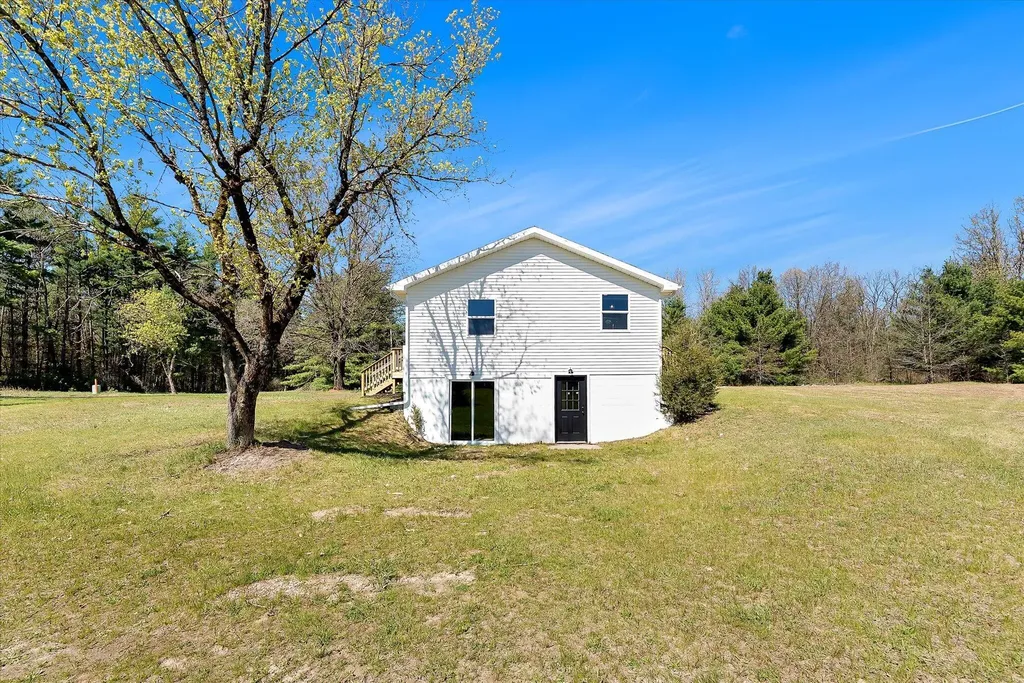 22940 Eisenhower Road Aetna Township MI 49337