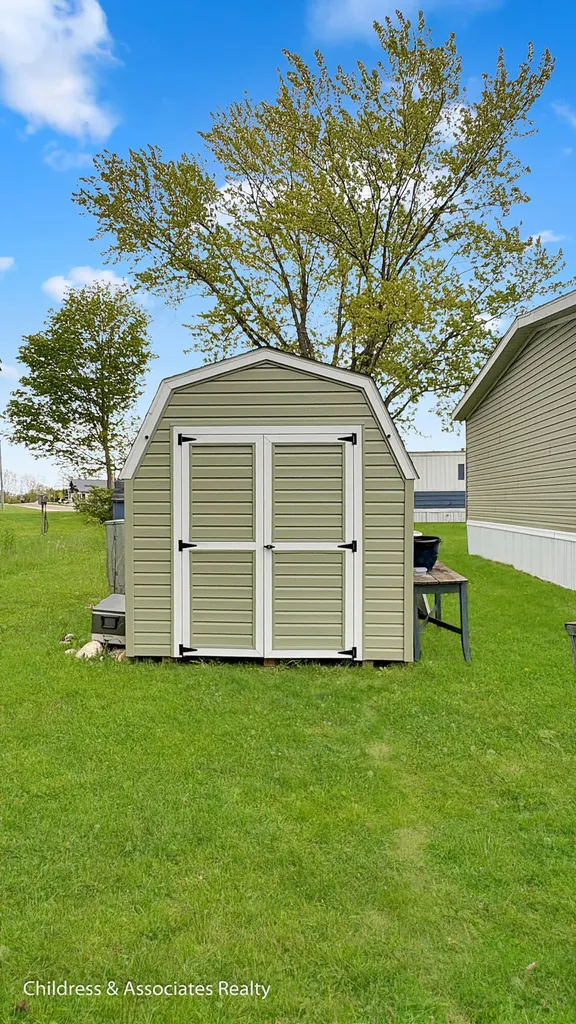 7045 Shamley Avenue NE Plainfield Charter Township MI 49306