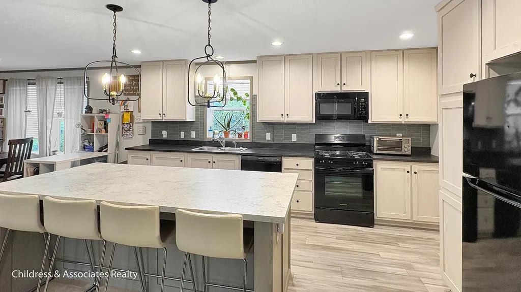 7045 Shamley Avenue NE Plainfield Charter Township MI 49306