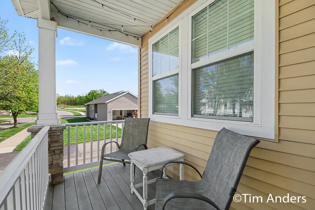 4316 Stratton Boulevard Kentwood City MI 49512