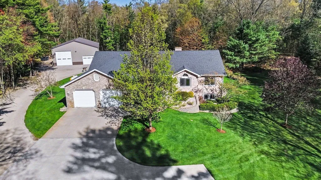 11010 Lincoln Lake Road NE Oakfield Township MI 48838