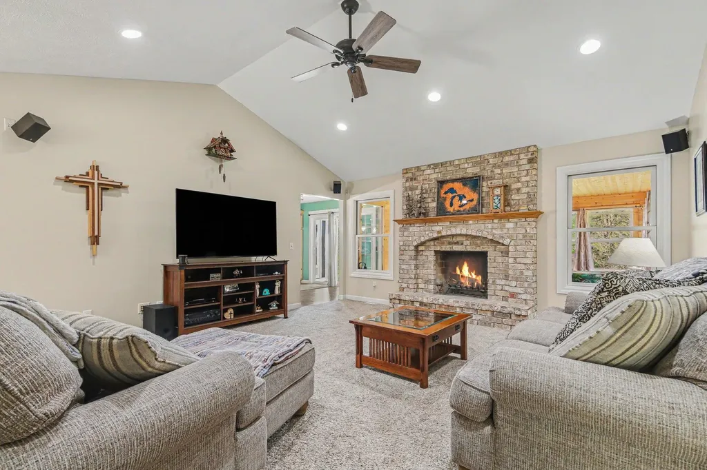 11010 Lincoln Lake Road NE Oakfield Township MI 48838