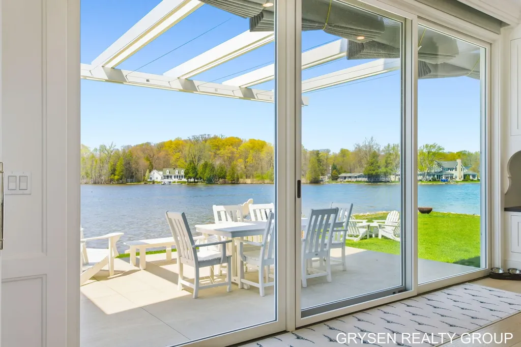 511 N Lake Drive Leighton Township MI 49316