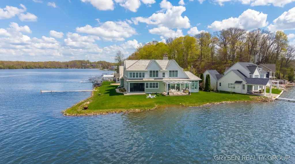 511 N Lake Drive Leighton Township MI 49316