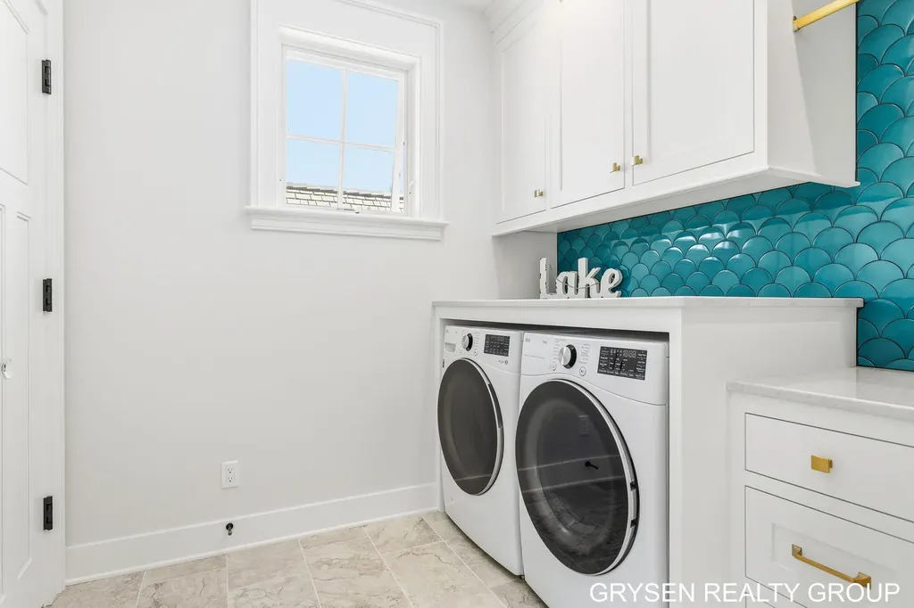 511 N Lake Drive Leighton Township MI 49316