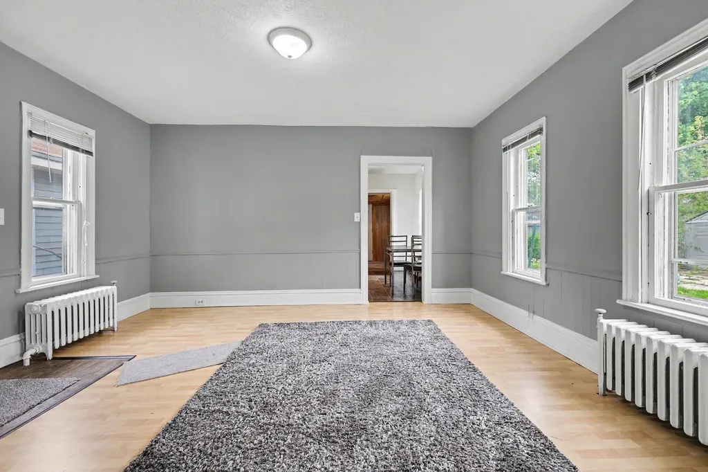 831 Second Street NW Grand Rapids City MI 49504