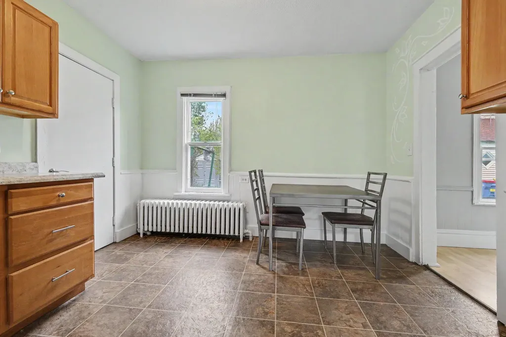 831 Second Street NW Grand Rapids City MI 49504