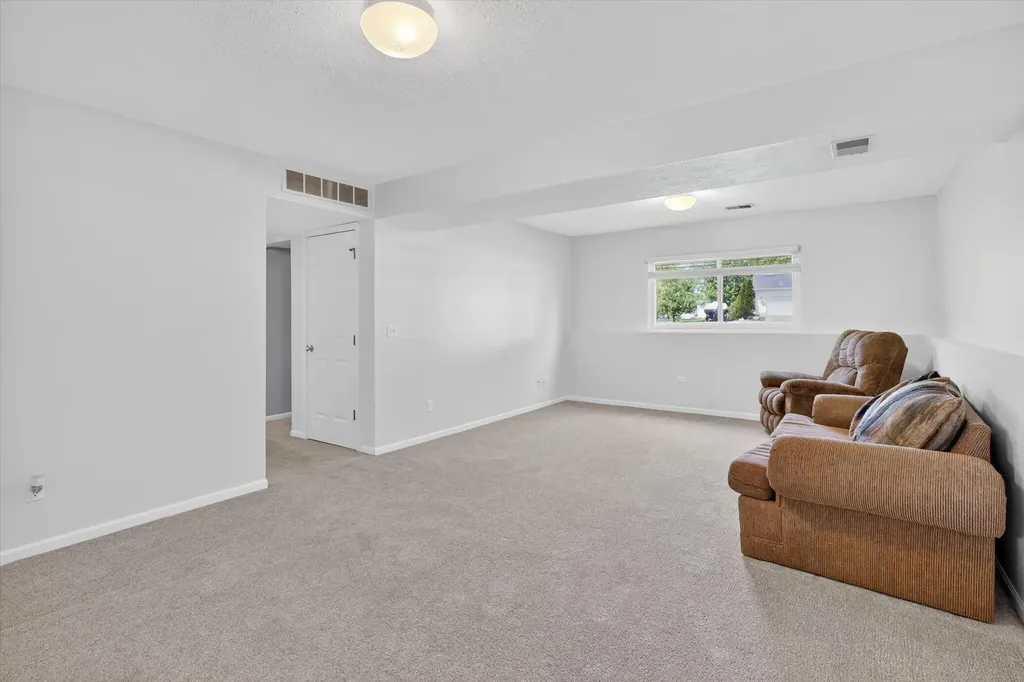 4317 Saturn Drive Dorr Township MI 49323