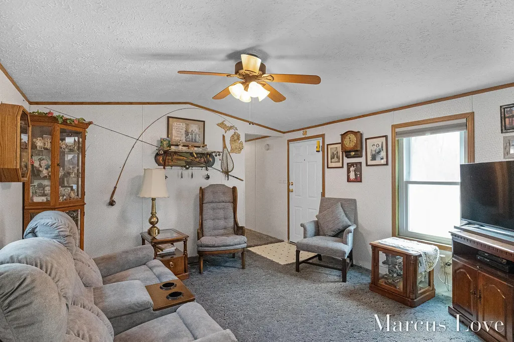 4376 E 24th Street Cherry Valley Township MI 49623