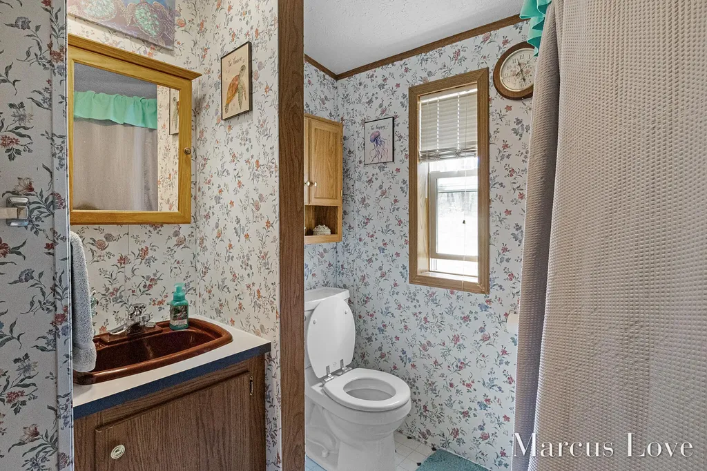4376 E 24th Street Cherry Valley Township MI 49623