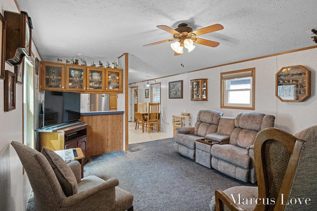 4376 E 24th Street Cherry Valley Township MI 49623