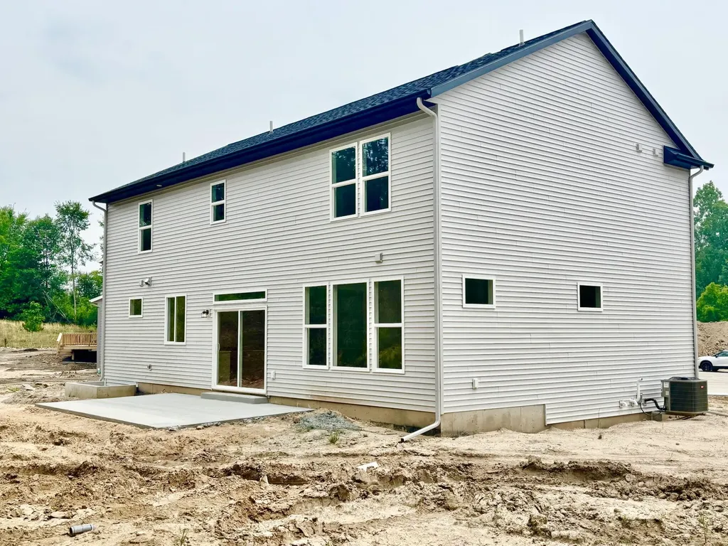 5859 Valley Point Drive SE Caledonia Township MI 49316