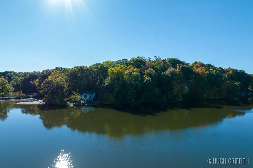 6811 Burger Drive SE Cascade Charter Township MI 49546